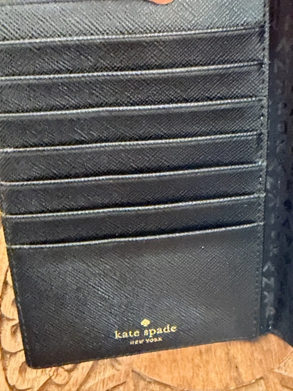 Kate Spade Clifton Lane Penguin Passport Wallet - Picture 5 of 9